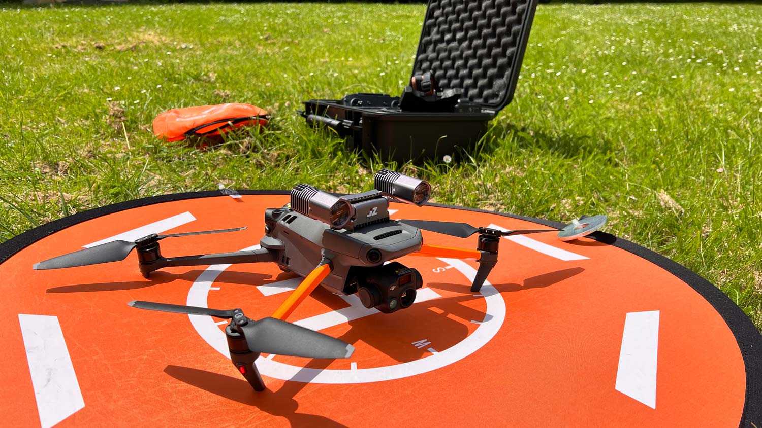 Flugdrohne Quadrokopter UAV für Inspektionsflüge